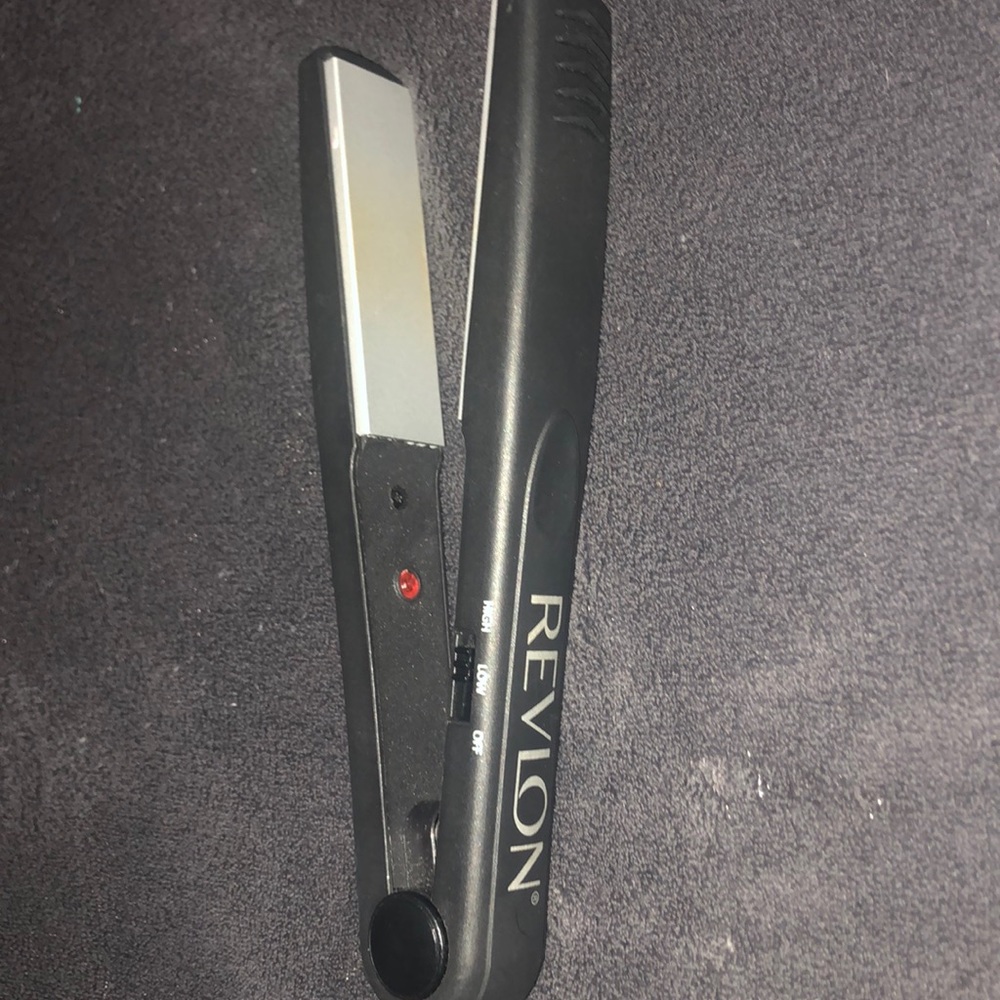 Revlon Hair Straightening Iron